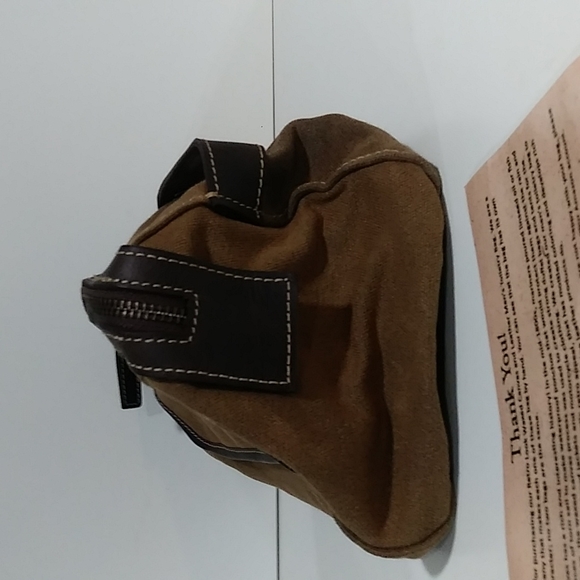 Bayfield Bags waxed canvas and leather toiletry bag - Picture 6 of 10